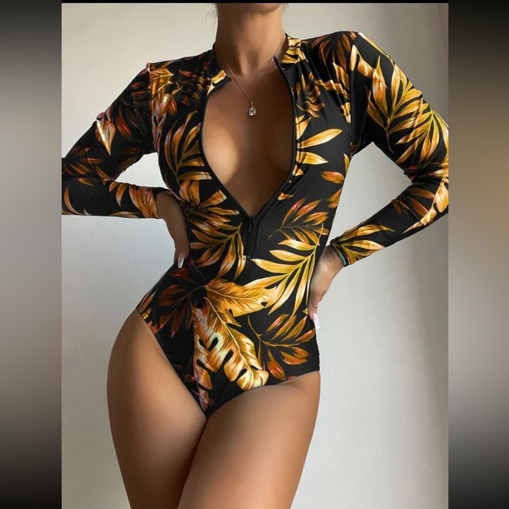Shein Onepiece Gold & Black Swimsuit